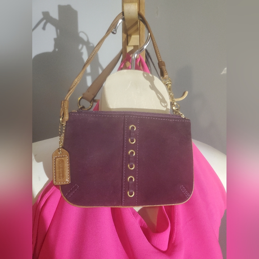 Authentic Coach Vintage plum purple suede  preloved wristlet approx  6"×4"